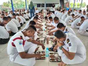 Read more about the article Launching Satuan Pelayanan Pemenuhan Gizi (SPPG) Puger Kulon Yayasan Pendidikn dan Pondok Pesantren Darsul Bihar  Jember di SMK Perikanan dan Kelautan Puger, Jember.