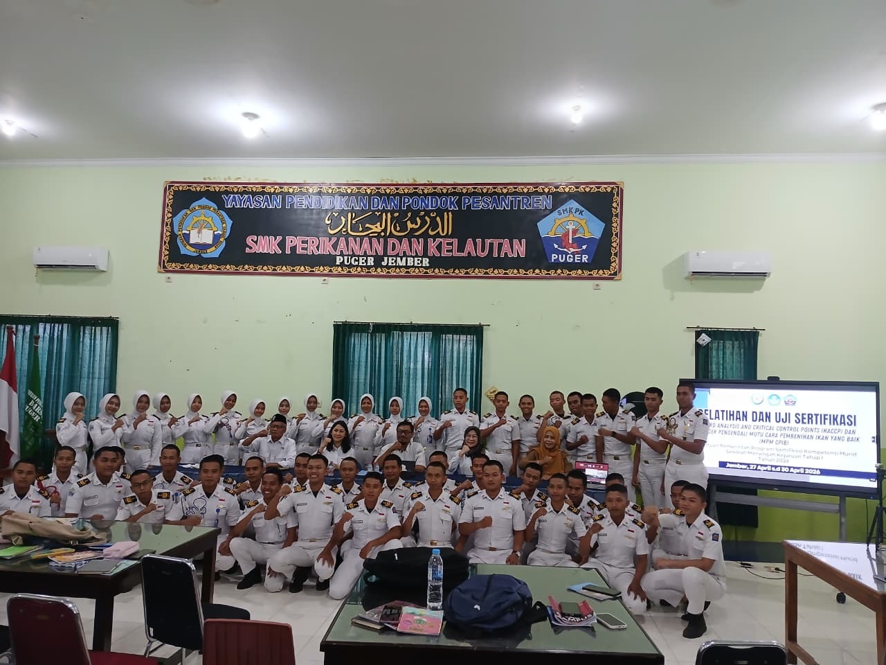 Read more about the article BERBURU SERTIFIKAT KOMPETENSI MPM-CPIB DAN HACCP  SISWA SMK PERIKANAN DAN KELAUTAN PUGER, JEMBER